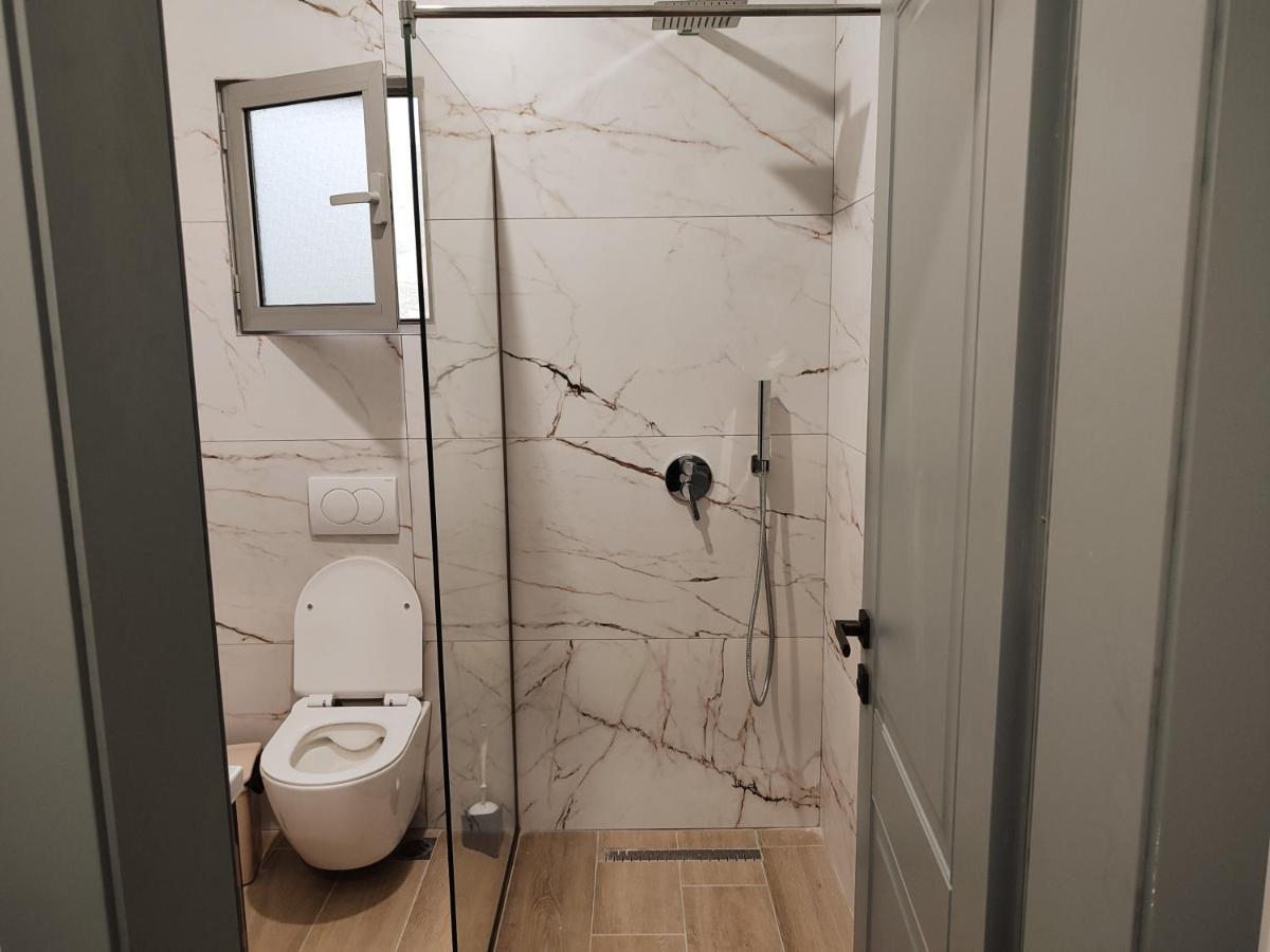 Petros Rooms هيماري المظهر الخارجي الصورة
