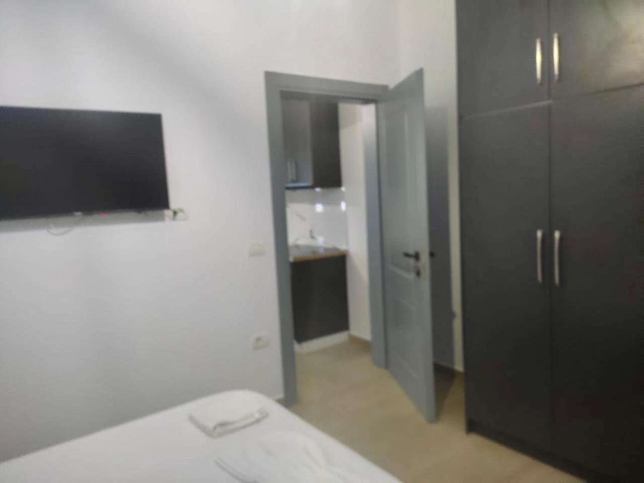 Petros Rooms هيماري المظهر الخارجي الصورة