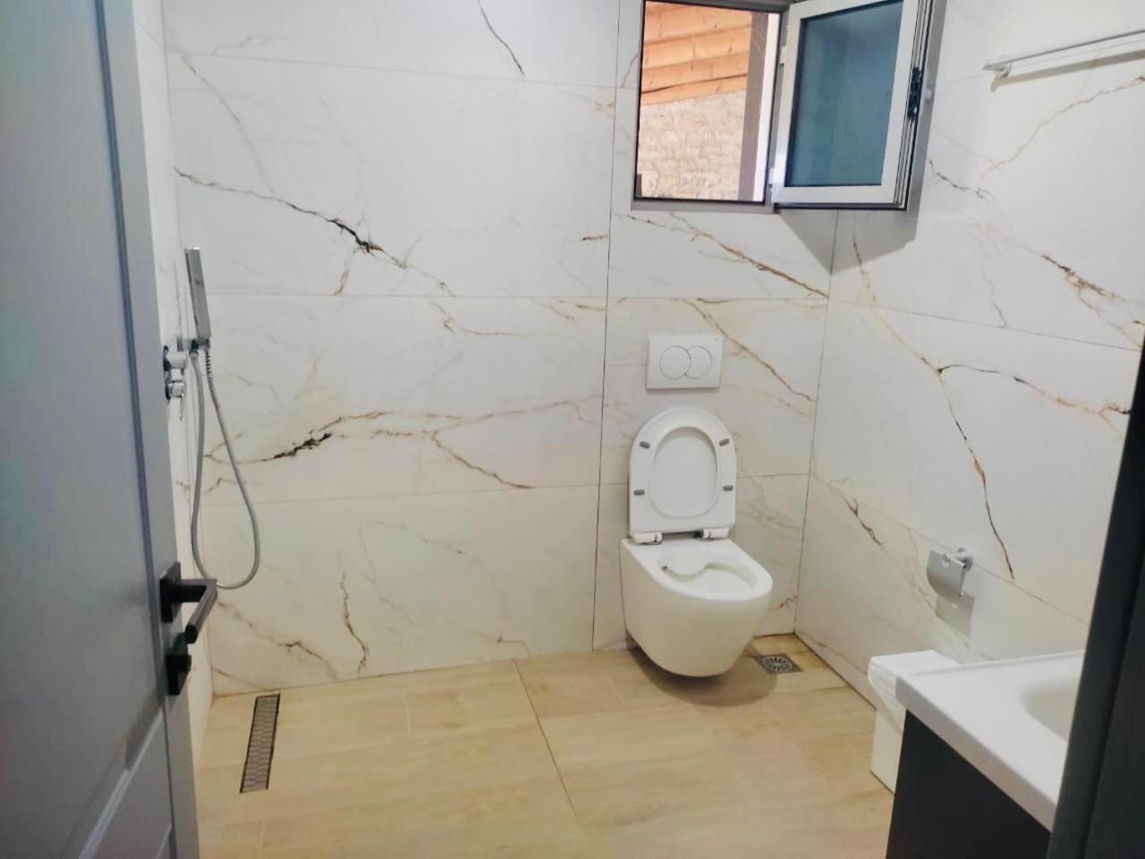 Petros Rooms هيماري المظهر الخارجي الصورة