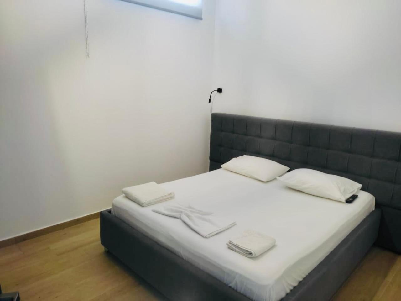 Petros Rooms هيماري المظهر الخارجي الصورة